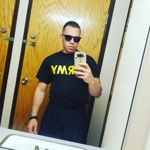 Meet your Posher, Alemir